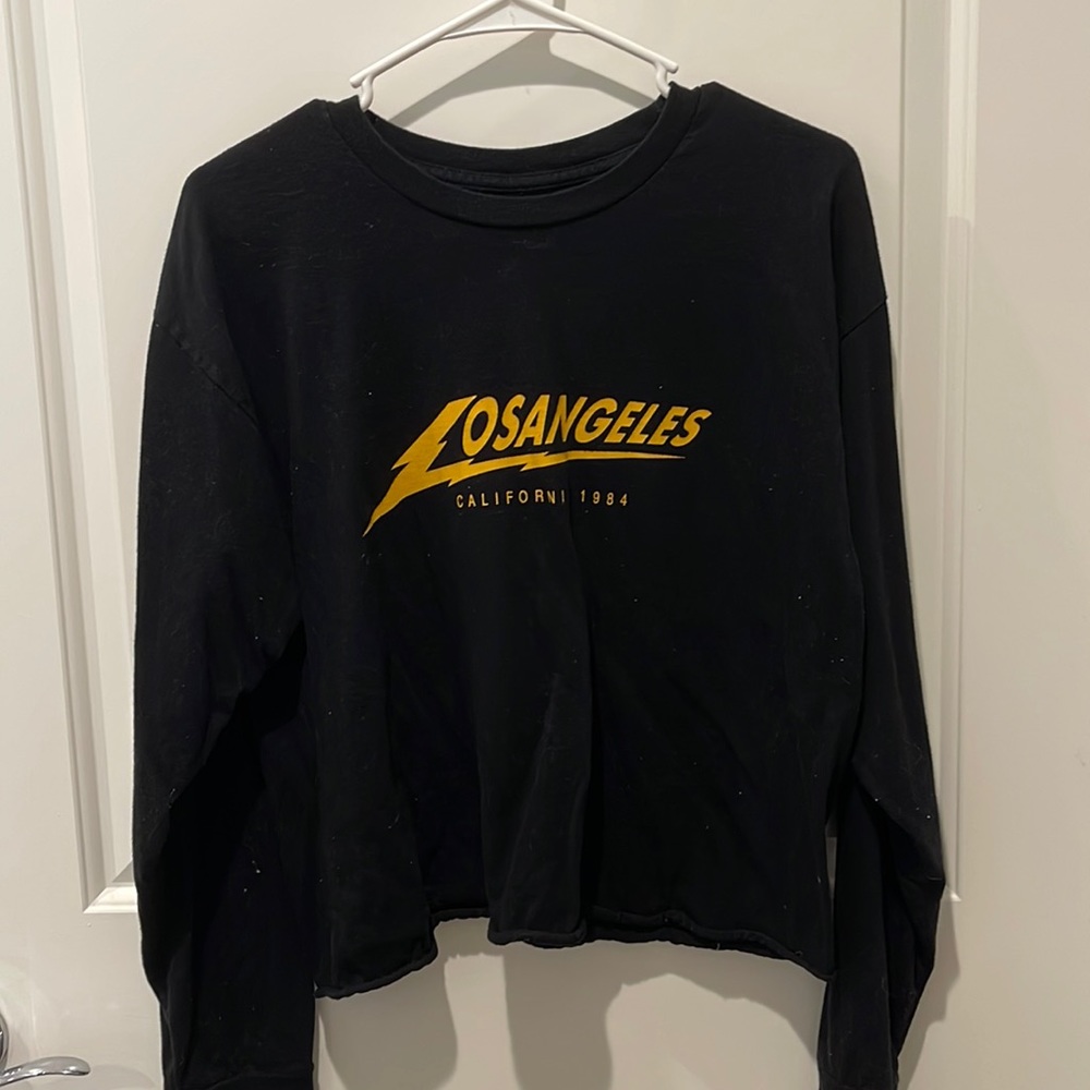 Los Angeles Long Sleeve Crop Top. Size :One Size